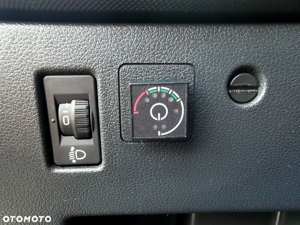 Peugeot 308 95 VTi Tendance - 13