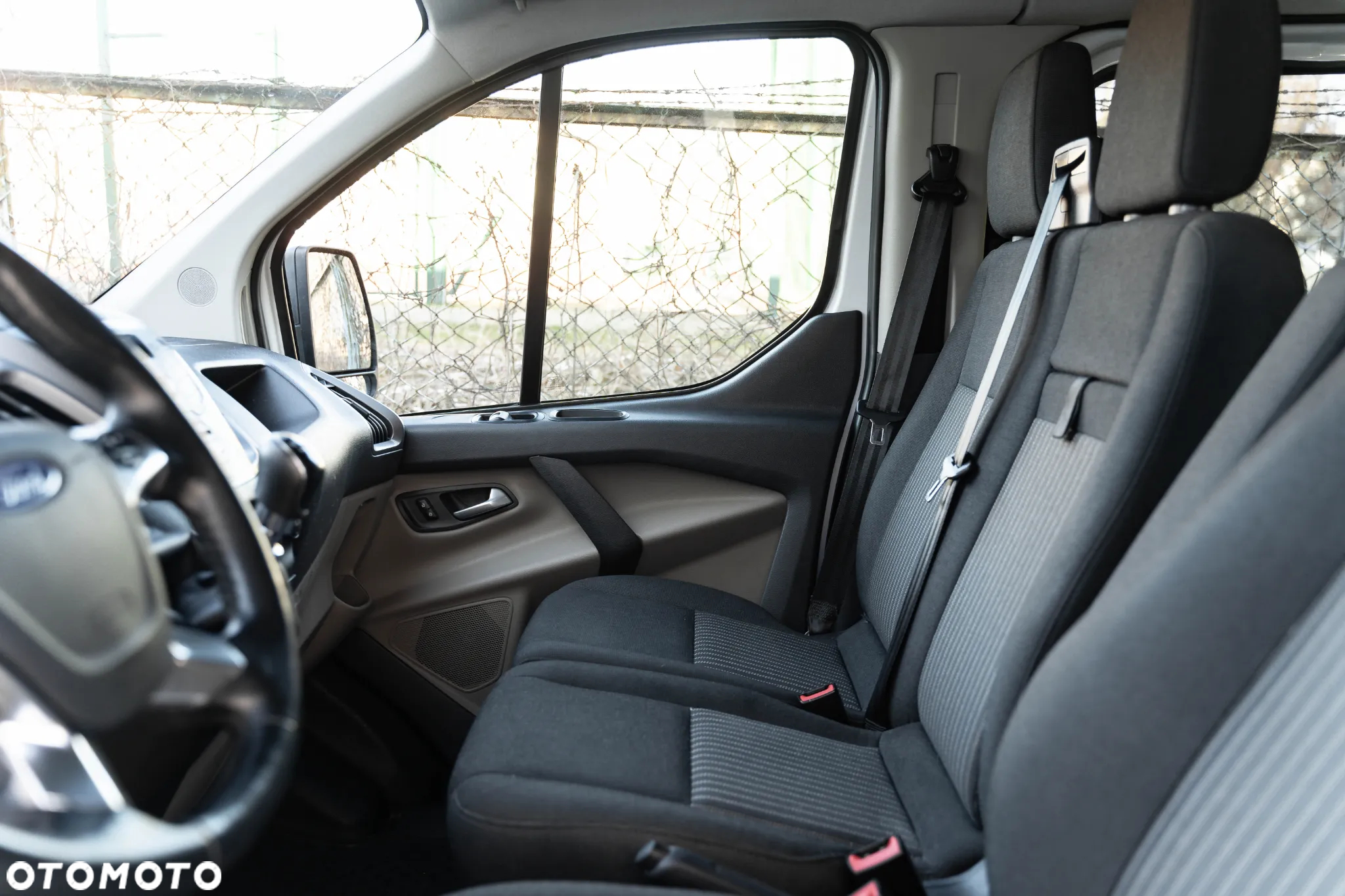 Ford Transit Custom 290 L2H1 Ambiente - 31