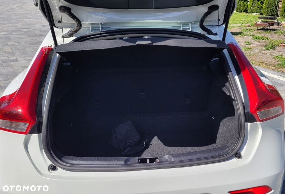 Volvo V40 - 31