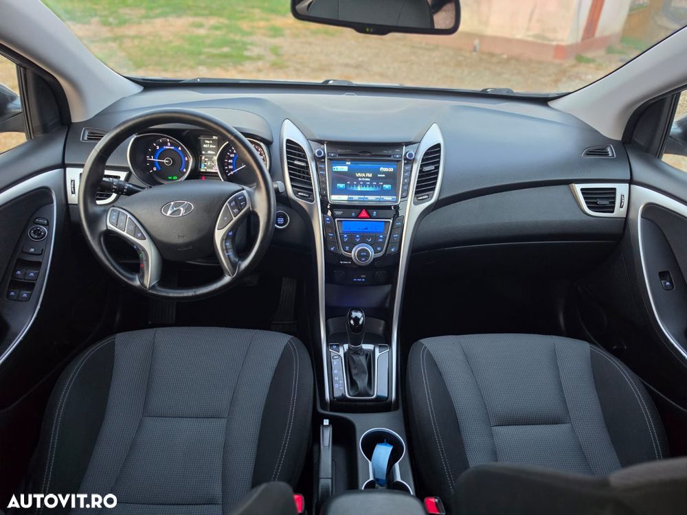 Hyundai i30 blue 1.6 CRDi DCT Passion - 7