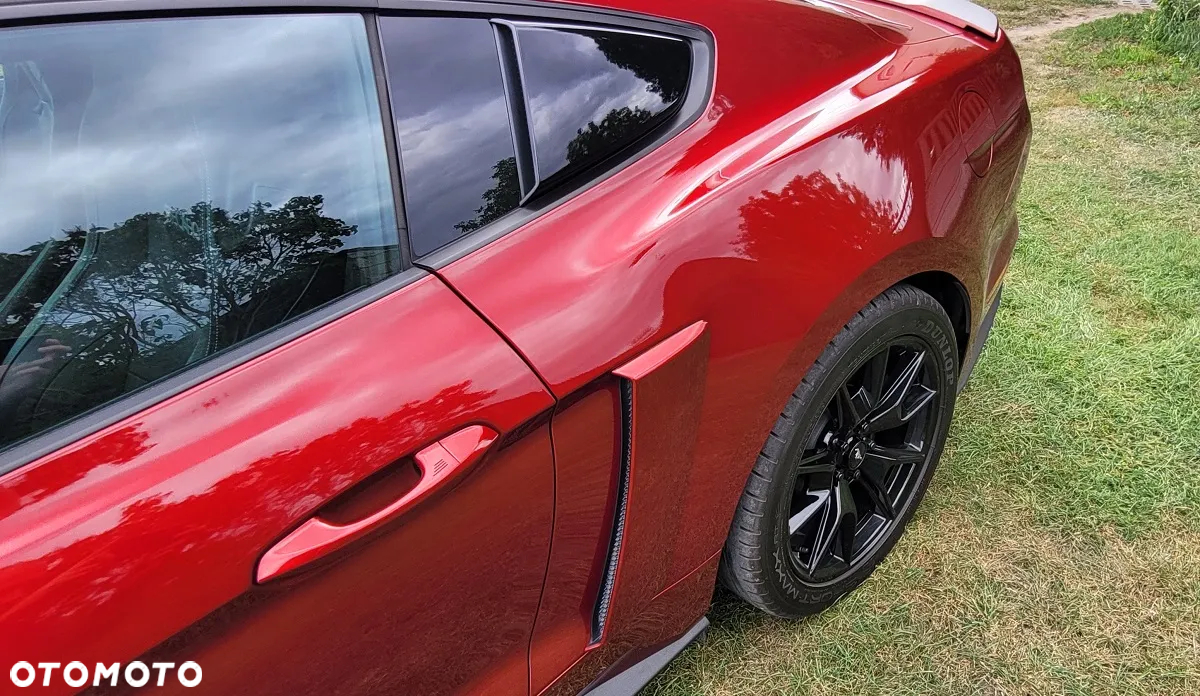 Ford Mustang 5.0 V8 GT - 11