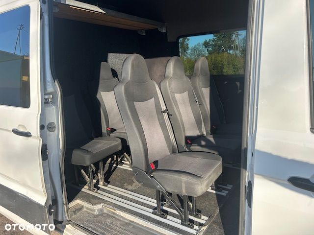 Volkswagen Crafter - 9