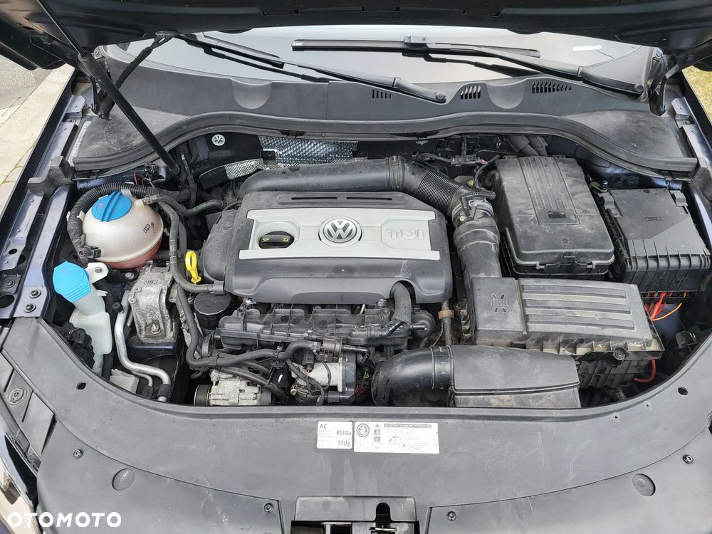 Volkswagen Passat 1.8 TSI Automatik Highline - 31