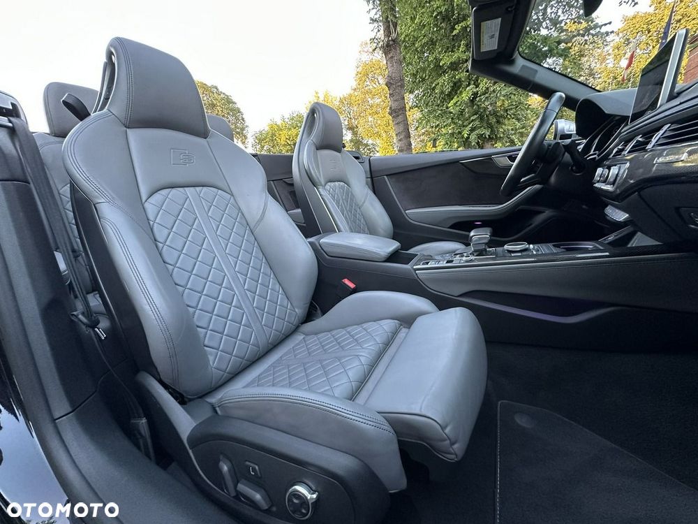 Audi S5 Cabrio - 9