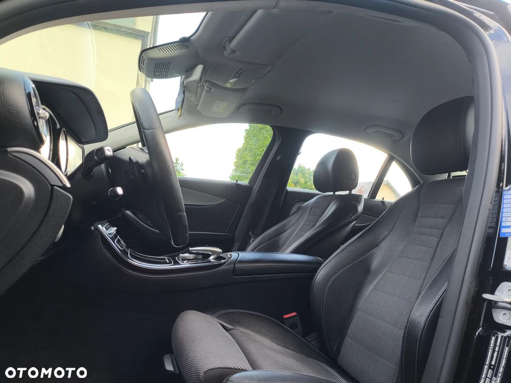 Mercedes-Benz Klasa E 220 d 9G-TRONIC Exclusive - 8