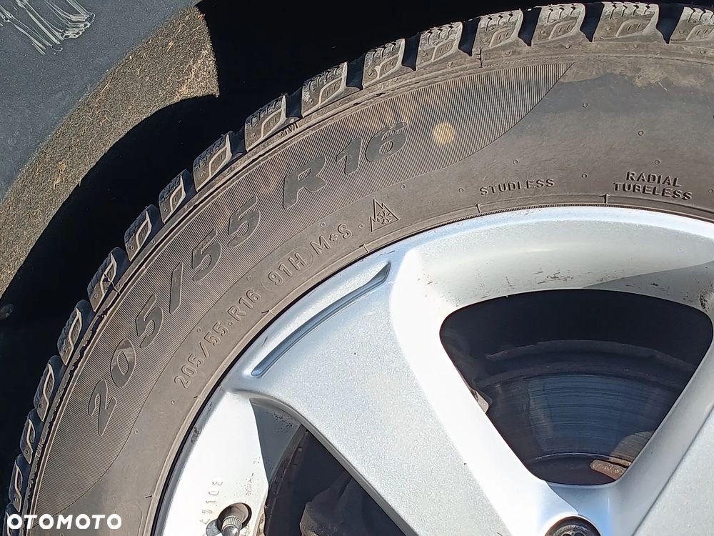 Volkswagen Golf 1.4 TSI BMT Comfortline - 18