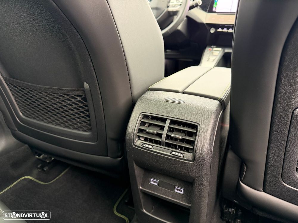 Peugeot 308 1.2 PureTech GT EAT8 - 47