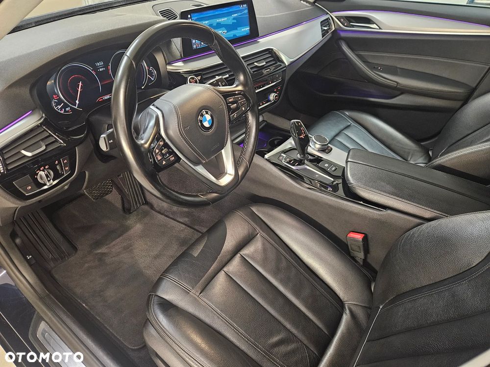 BMW Seria 5 520d - 10