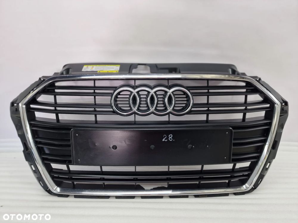 AUDI A3 8V 8V3 LIFT 15-  ATRAPA / GRILL PRZEDNI PRZÓD , NR 8V3853651AA , NR AUKCJI GR28 - 2