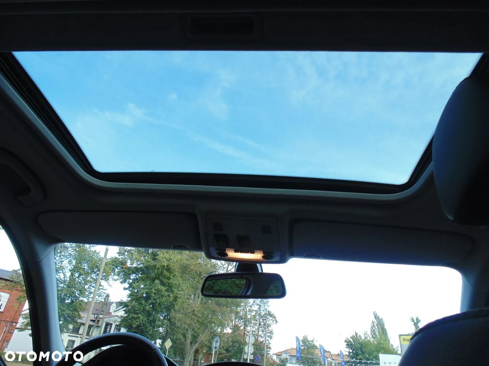 BMW Seria 3 318i Edition Sport - 14