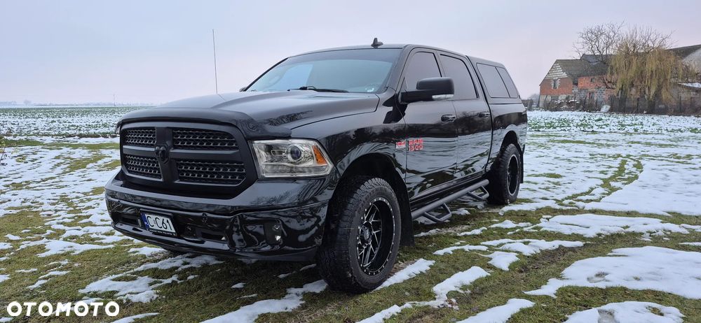 Dodge RAM 5.7 4x4 - 2