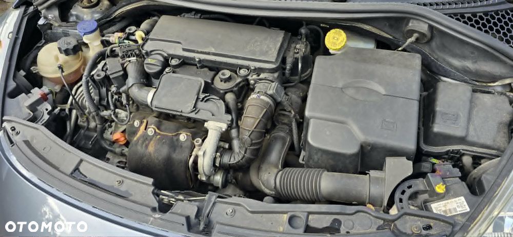 Peugeot 207 - 9