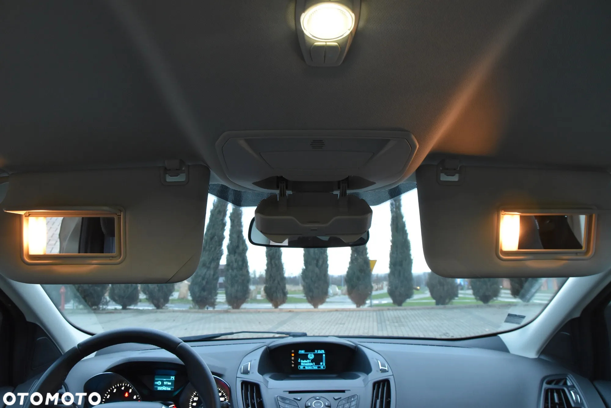 Ford Kuga - 22