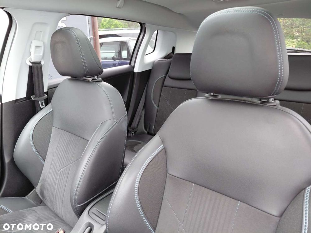 Peugeot 2008 - 15