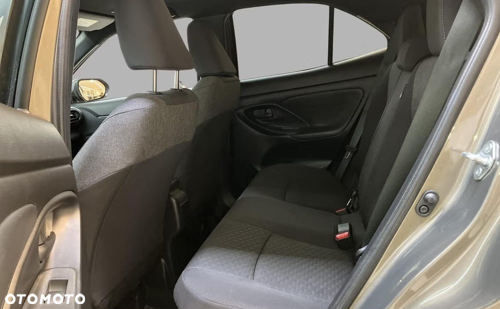 Toyota Yaris Cross Hybrid 1.5 Active - 19