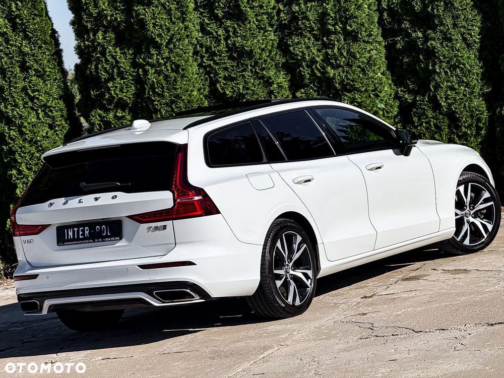 Volvo V60 T8 AWD Recharge Geartronic RDesign - 13