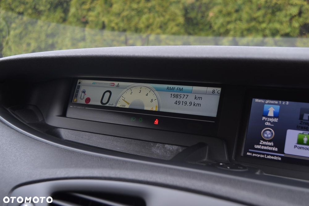 Renault Scenic 1.5 dCi Privilege - 29