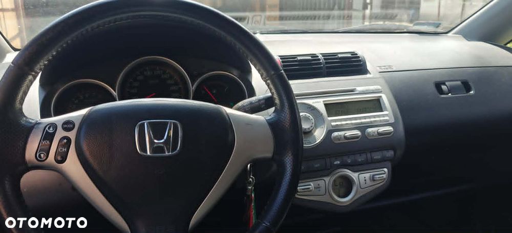 Honda Jazz 1.4 LS - 12