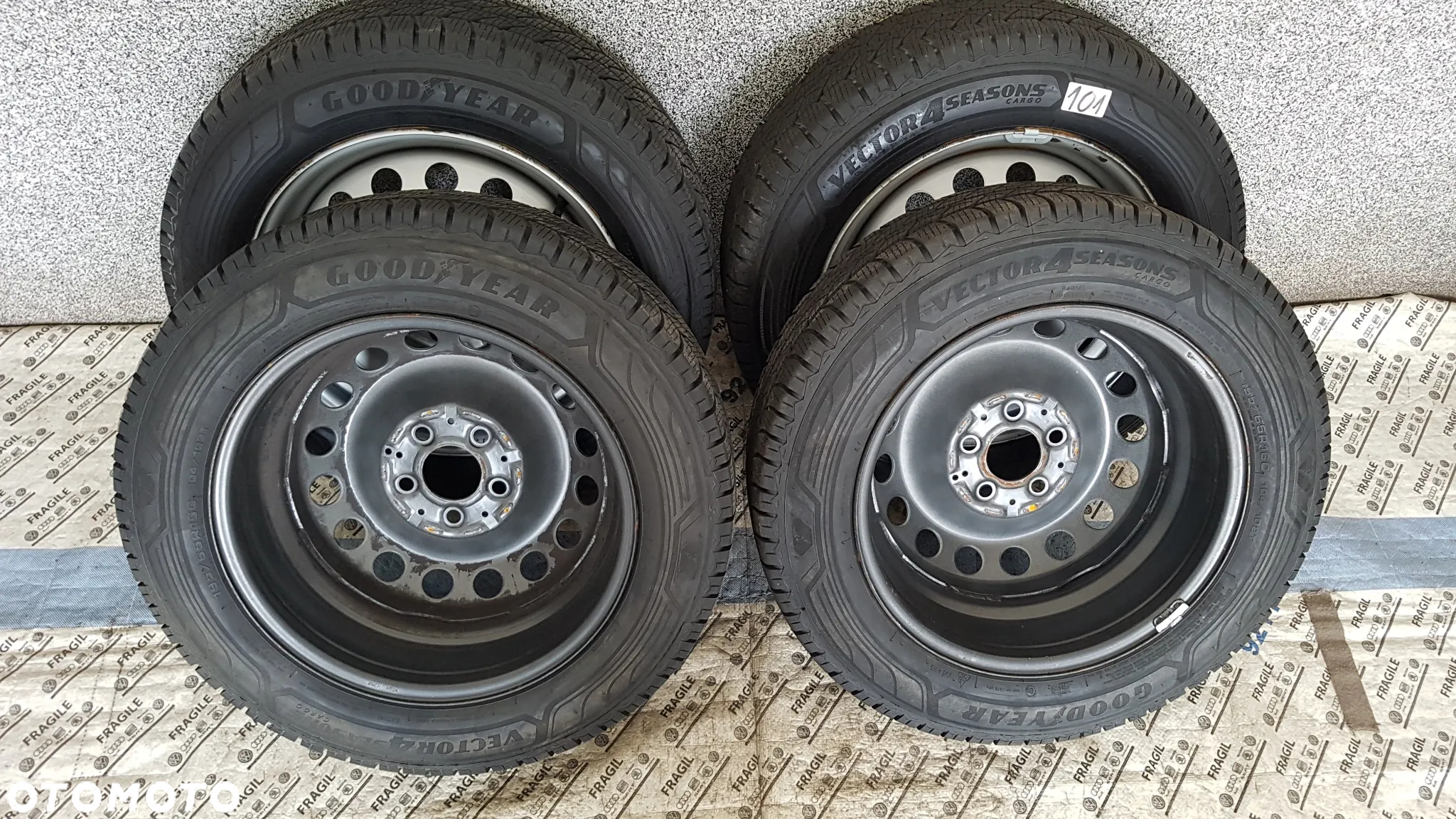 KOŁA CAŁOROCZNE  195/65R16C MERCEDES VITO VIANO 6,5JX16 ET52 5x112 - 23