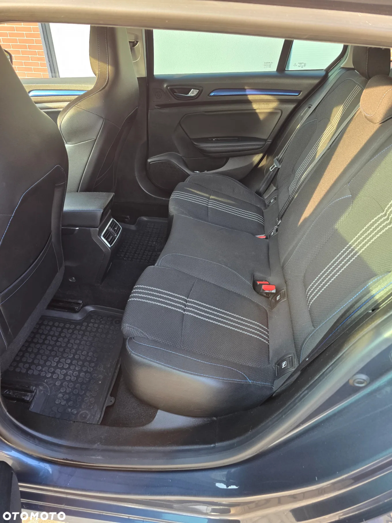 Renault Megane ENERGY TCe 130 GT LINE - 11