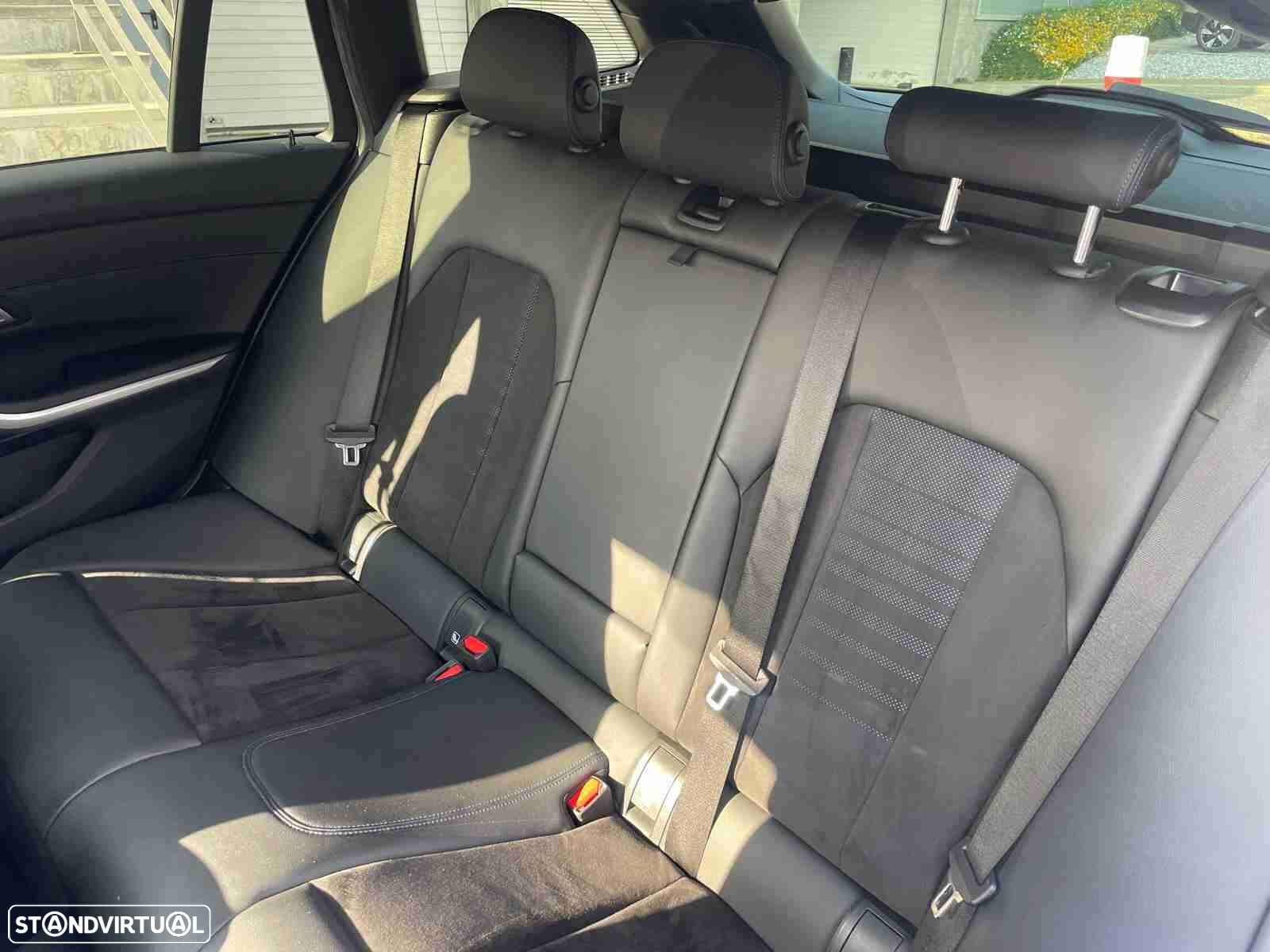 BMW 320 d Touring Auto - 8
