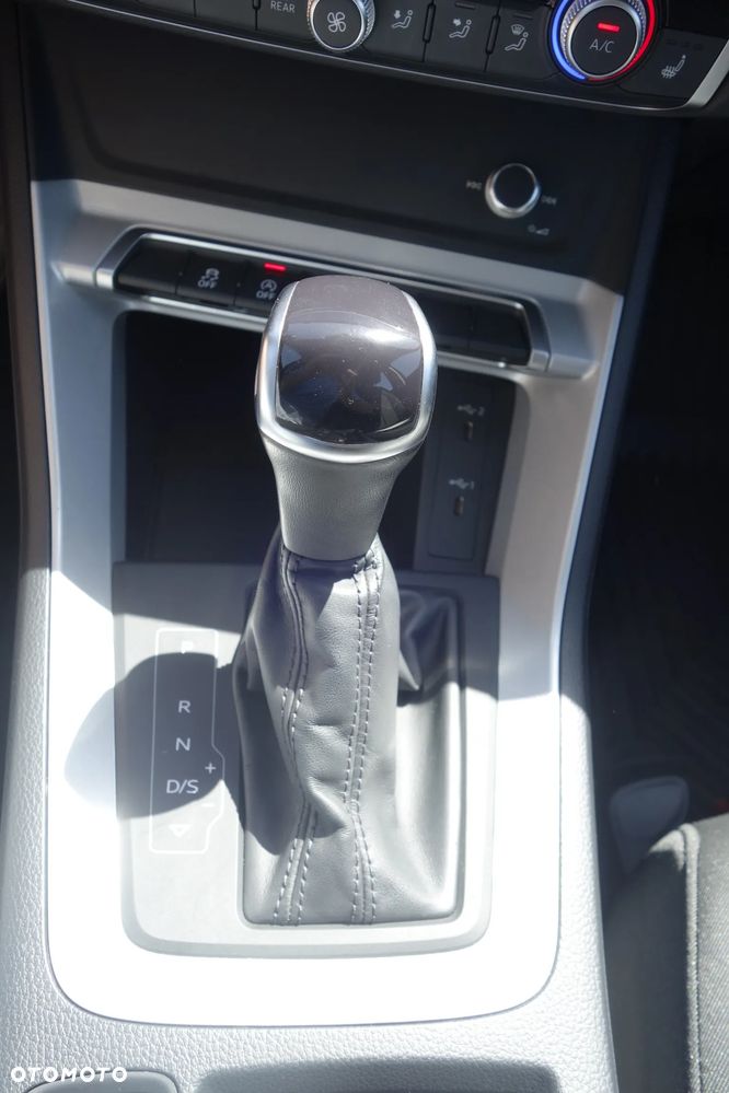Audi Q3 35 TFSI S tronic - 18