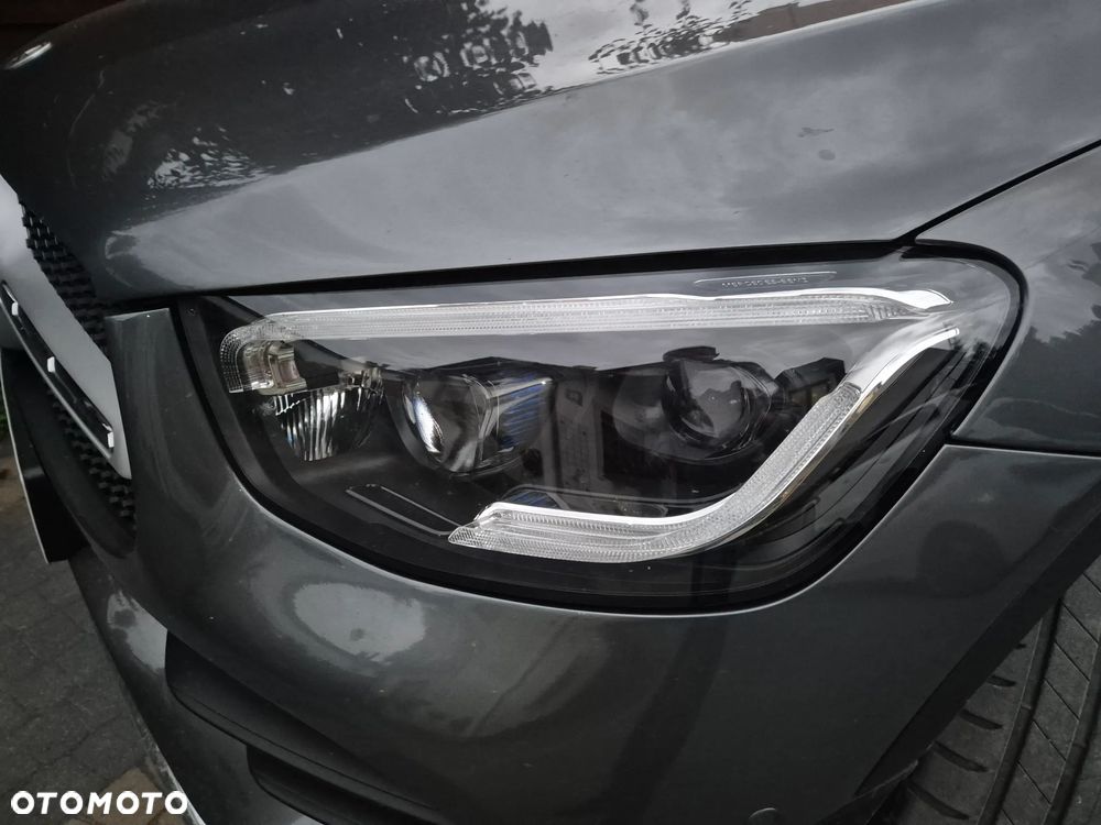 Mercedes-Benz GLC 300 de 4Matic 9G-TRONIC AMG Line Plus - 5