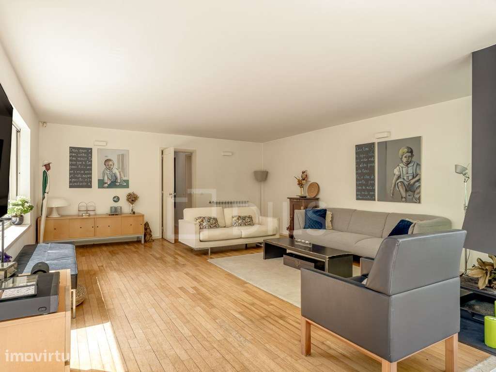 Moradia T4 Triplex com jardim e garagem, na Lapa, Lisboa, - Grande imagem: 5/32