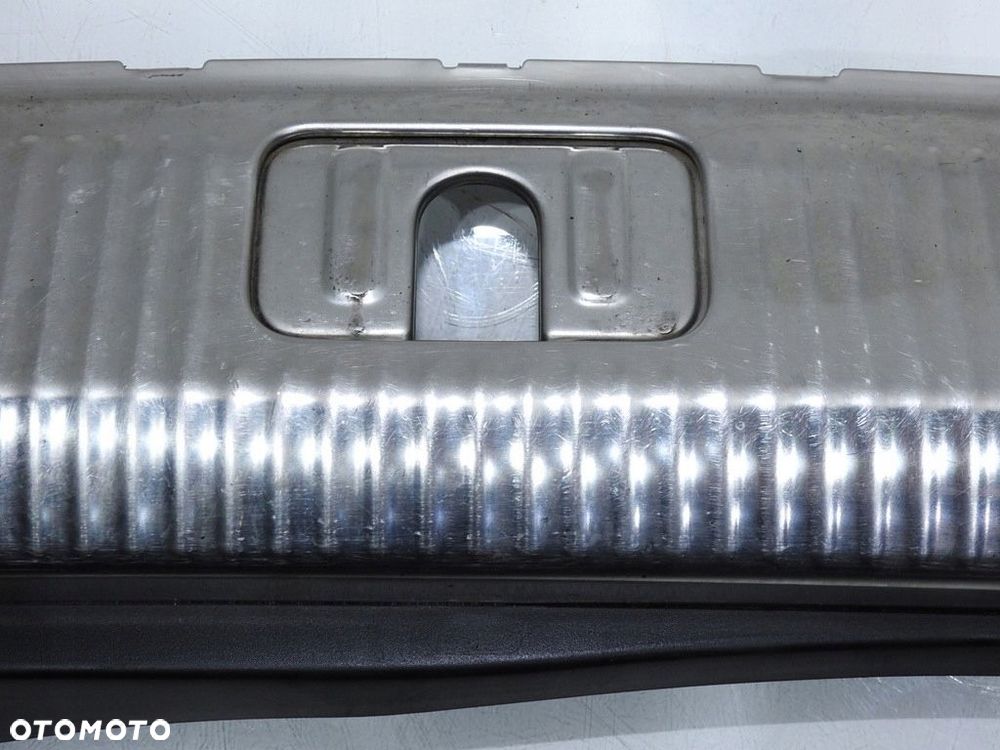 OSŁONA PASA TYŁ AUDI A6 C6 AVANT - 6