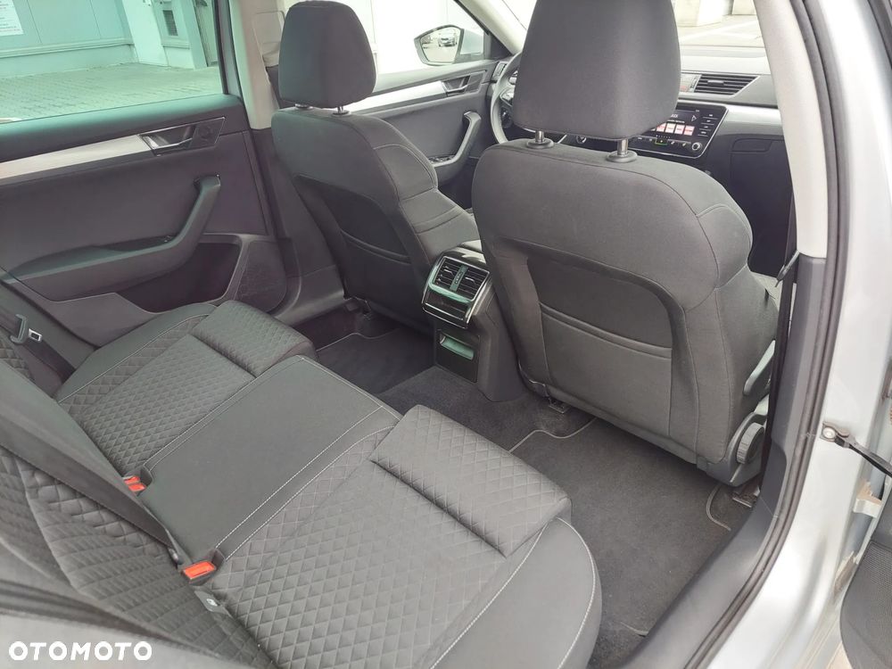 Skoda Superb 1.5 TSI Ambition DSG - 25