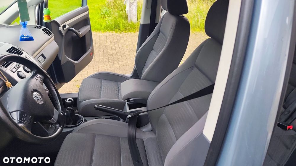 Volkswagen Touran 2.0 TDI R-Line Edition - 8