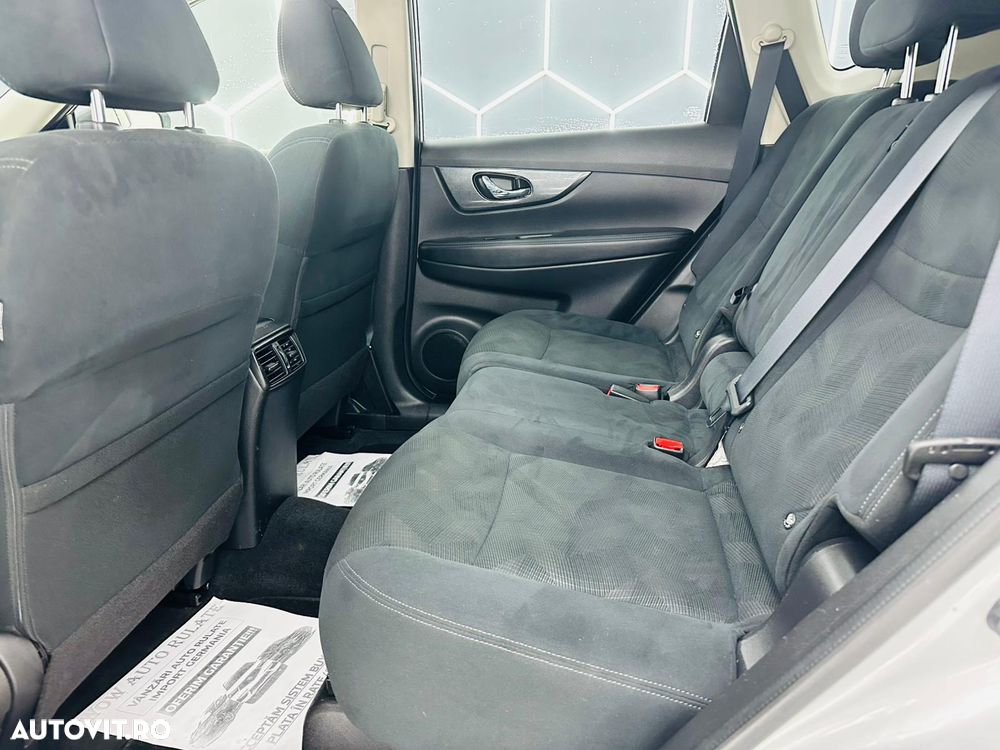 Nissan X-Trail 1.6 dCi N-Connecta - 17