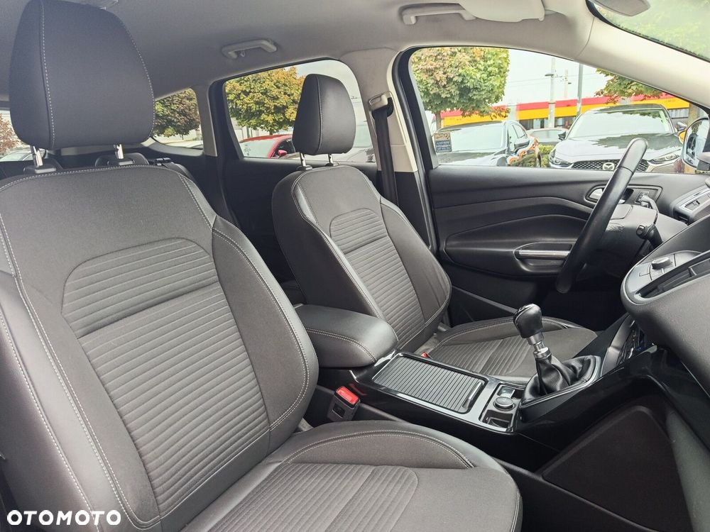 Ford Kuga - 14