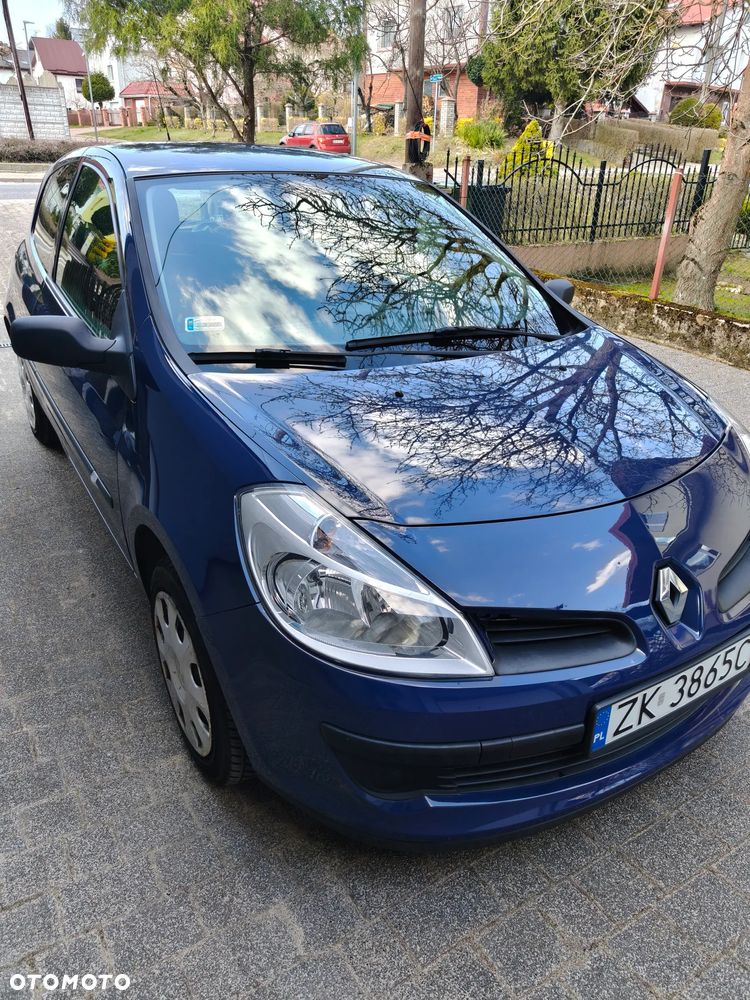 Renault Clio 1.2 16V Campus - 4