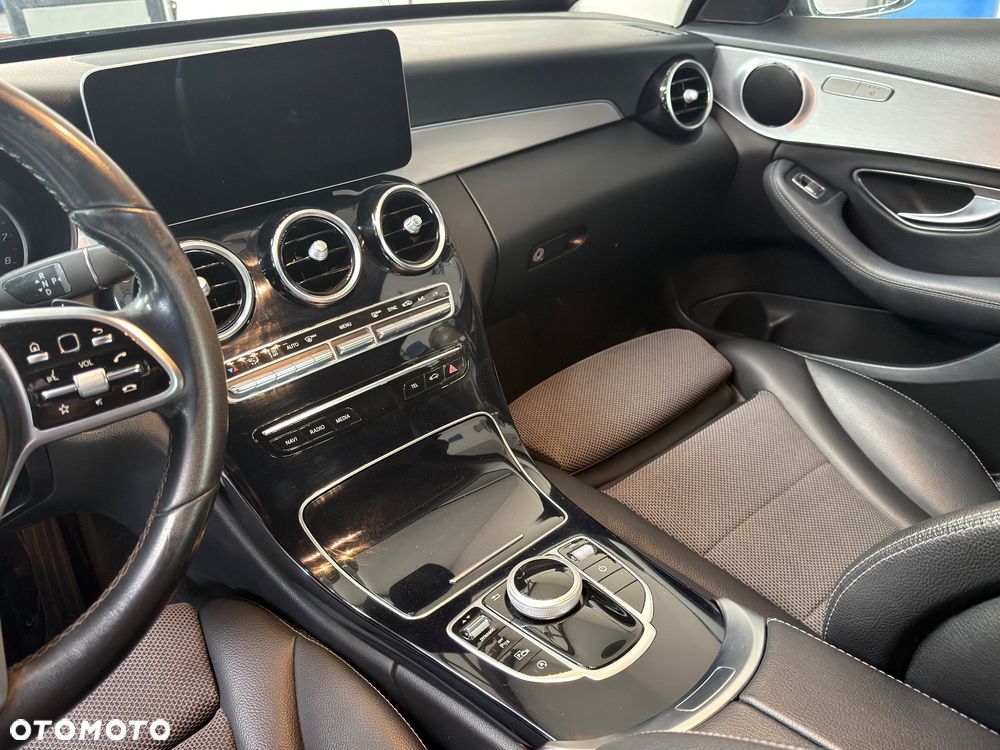 Mercedes-Benz Klasa C 180 Business Edition 9G-TRONIC - 14