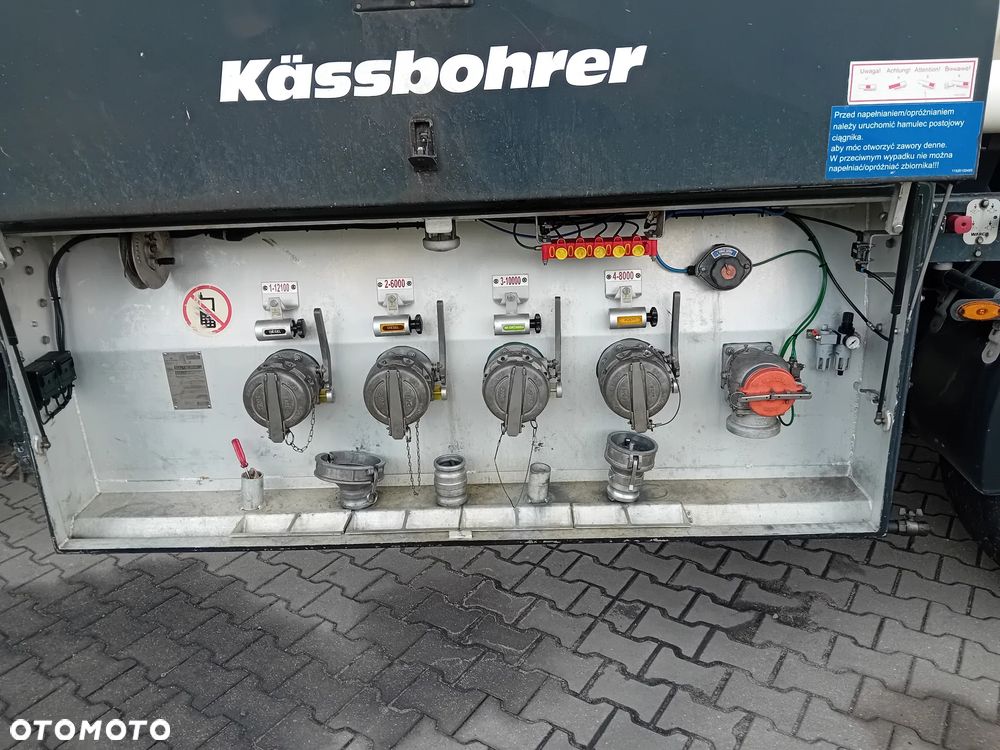 Kassbohrer STB - 4