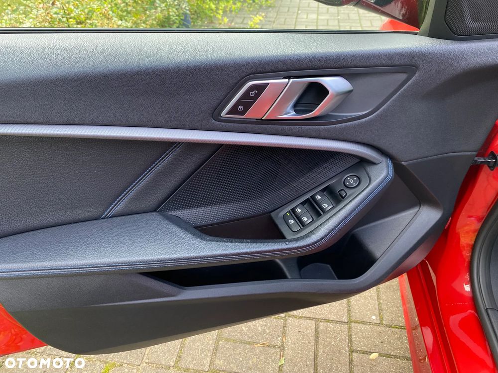 BMW Seria 1 118i M Sport - 11