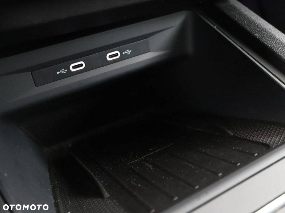 Seat Leon 1.5 eTSI ACT OPF DSG Xcellence - 30