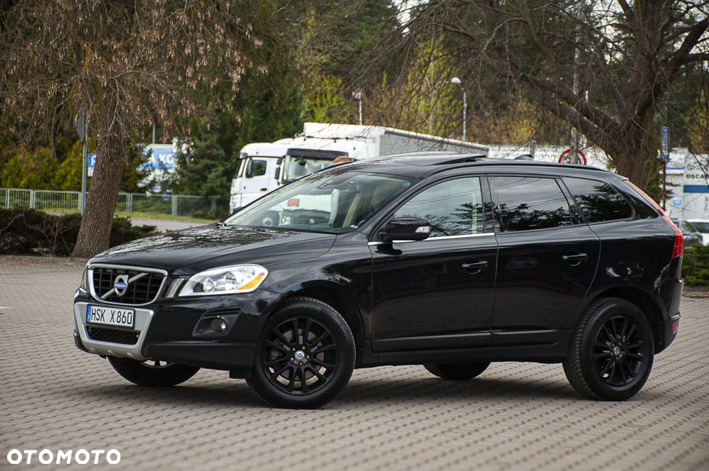 Volvo XC 60 D5 AWD Momentum - 2
