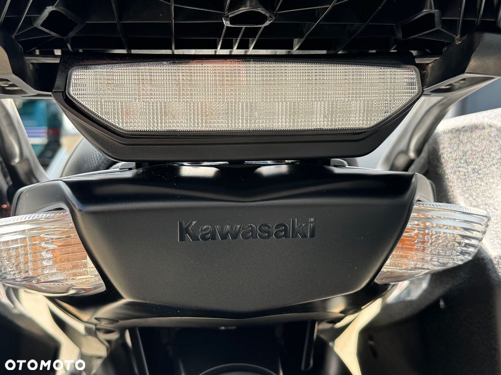 Kawasaki GTR - 31