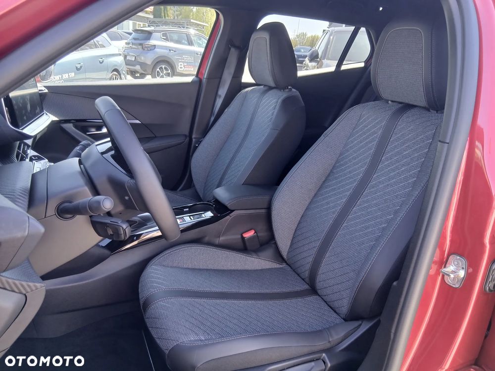 Peugeot 2008 PureTech 100 Allure S&S BVM6 - 6