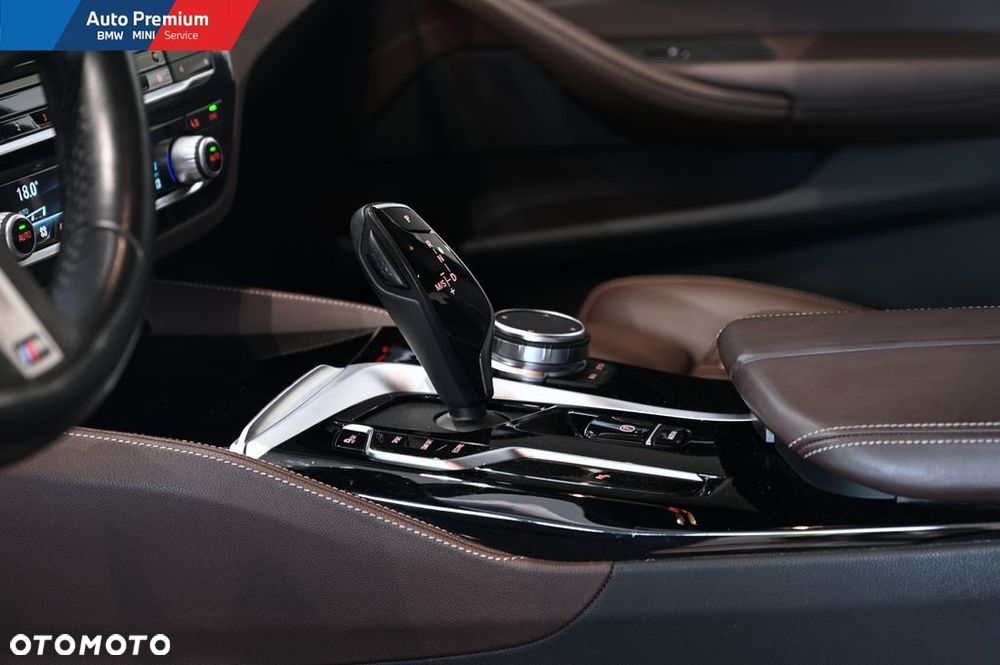 BMW Seria 5 540i xDrive mHEV M Sport sport - 8