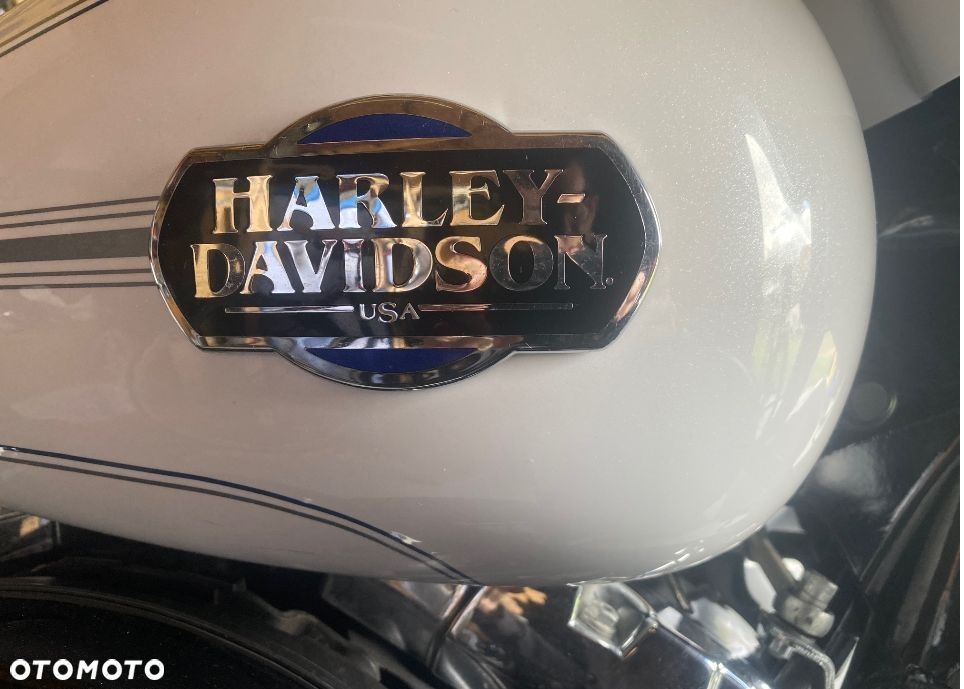 Harley-Davidson FLHTCU Ultra - 17