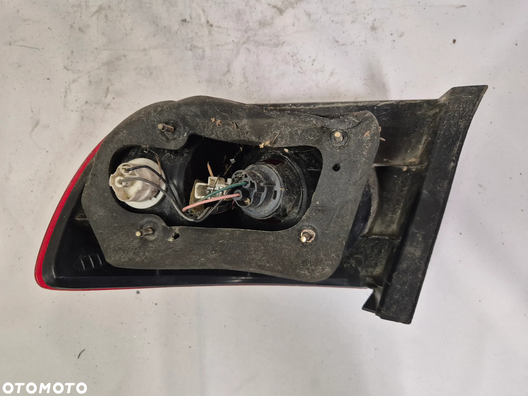 * LAMPA TYLNA LEWA TYŁ LEWO HYUNDAI ELANTRA 3 - 6