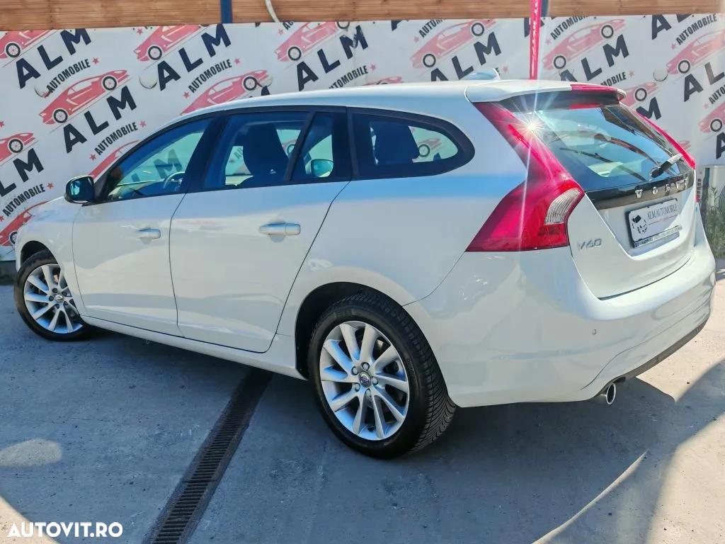 Volvo V60 D3 AWD Geartronic - 8