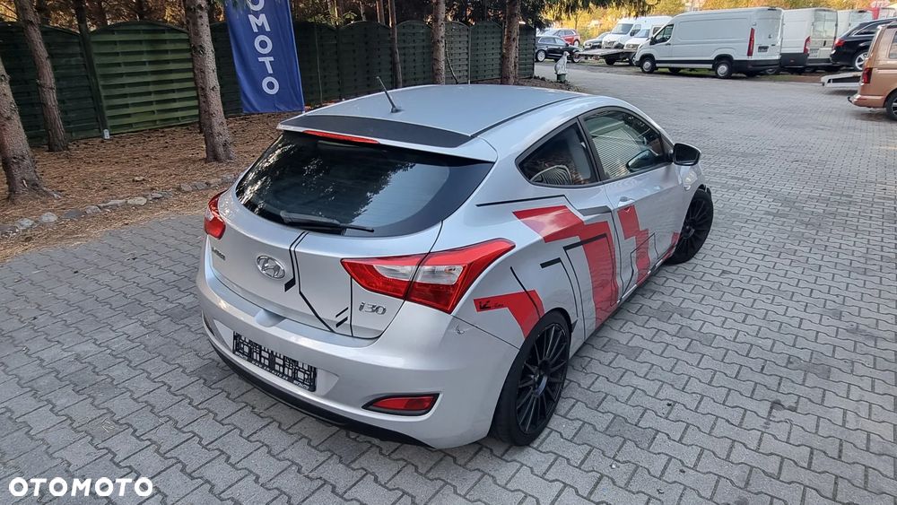 Hyundai i30 - 18