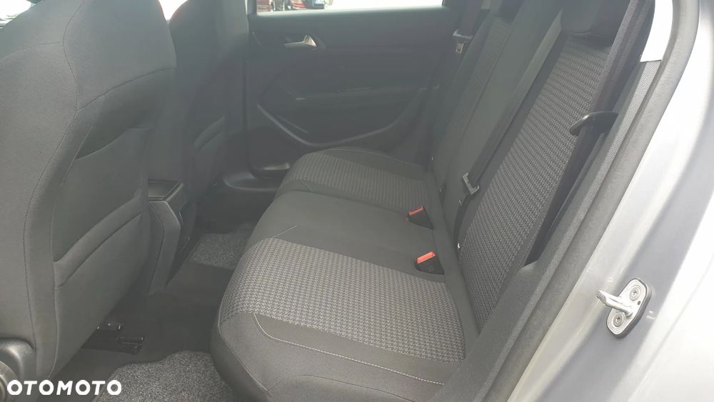 Peugeot 308 - 10