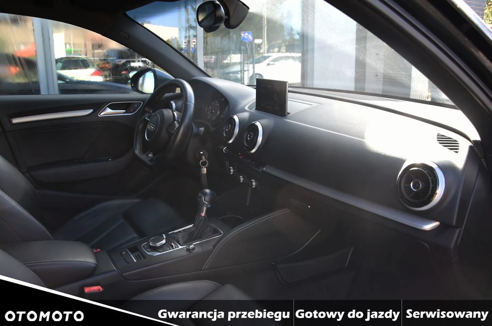 Audi S3 S tronic - 22