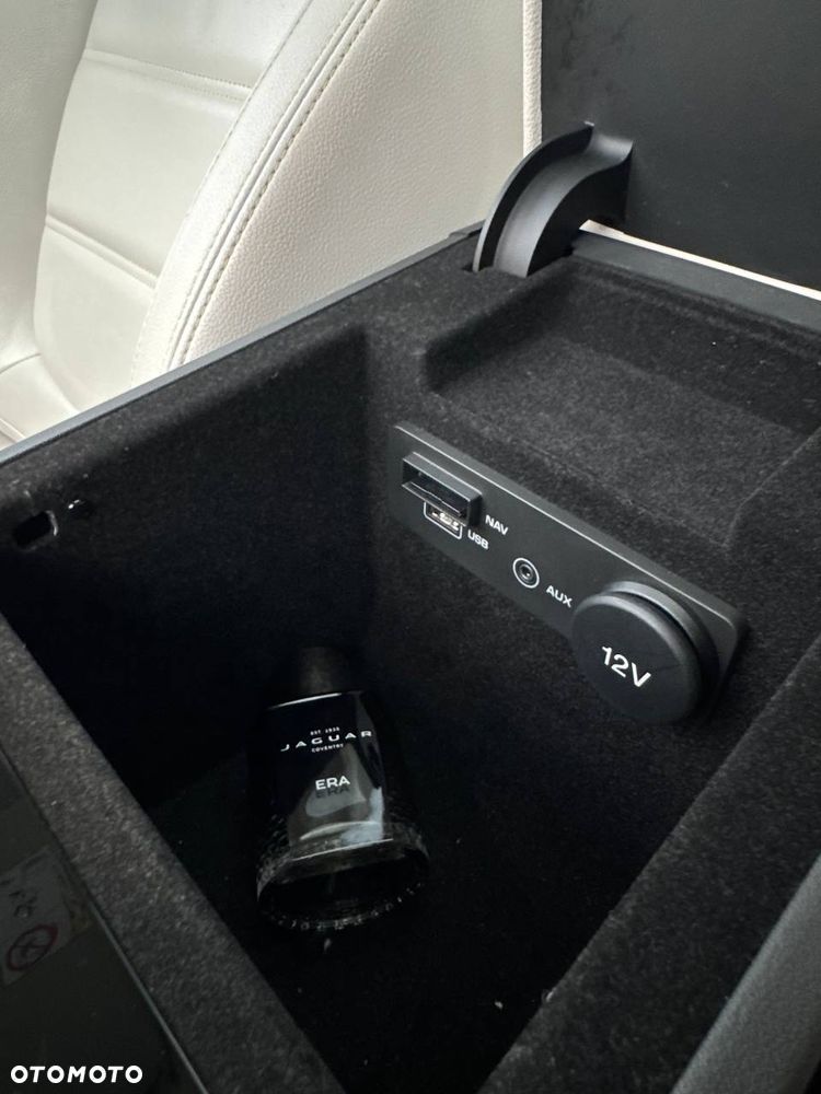 Jaguar F-Pace 2.0 i4D AWD R-Sport - 14