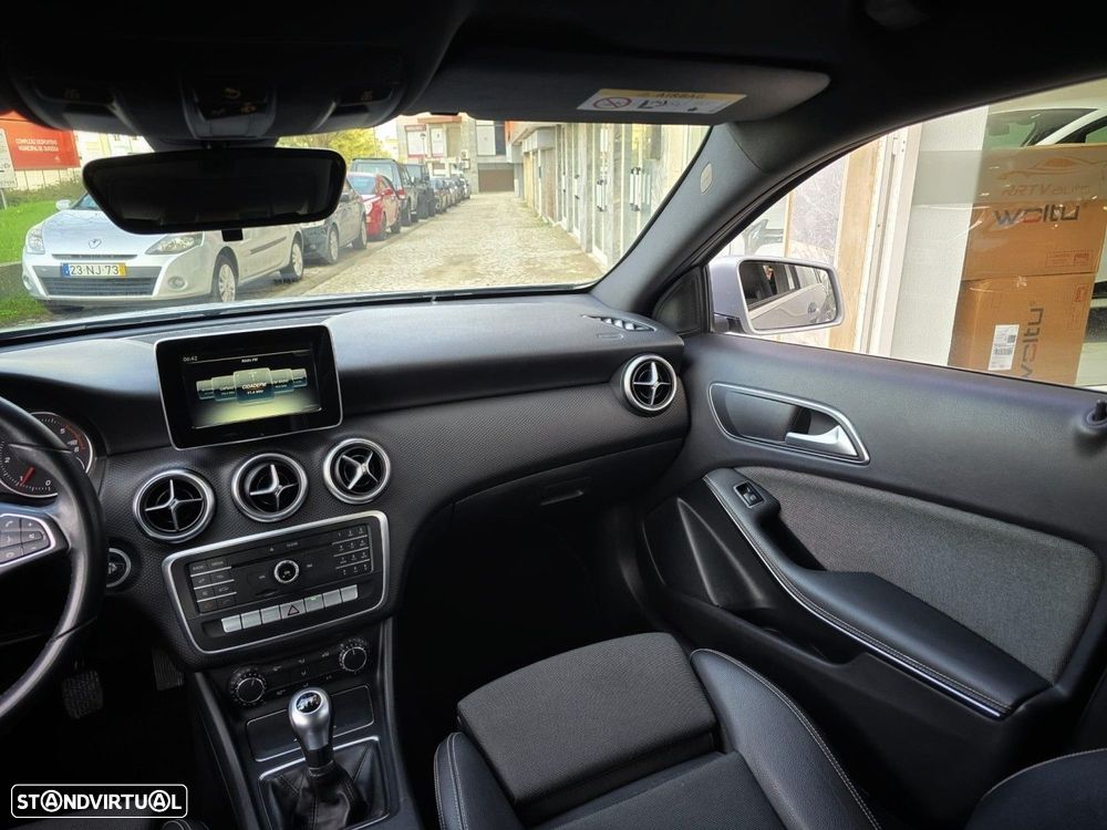 Mercedes-Benz A 180 d Style - 24